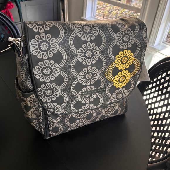 NWT Petunia Pickle Bottom Grey Black Yellow Embroidered Diaper Bag Set - Picture 1 of 9